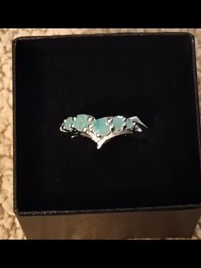 NWT! Sterling Silver Jade Cluster Ring